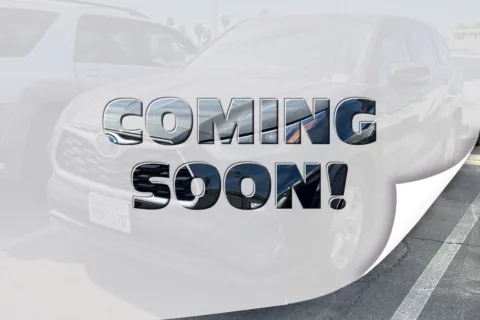 Gray 2023 Toyota Highlander Hybrid LE for sale in San Diego, CA