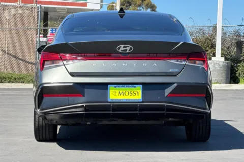 More photos of 2025 Hyundai Elantra Hybrid Limited at Mossy Toyota, CA