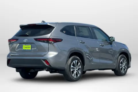 More photos of 2026 Toyota Highlander Hybrid XLE at Mossy Toyota, CA