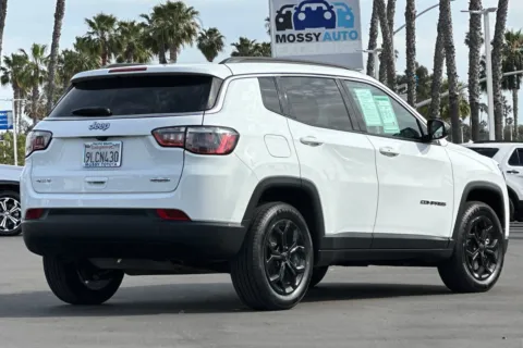 More photos of 2024 Jeep Compass Latitude at Mossy Toyota, CA