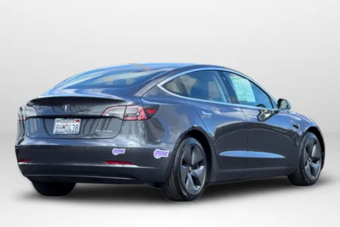 More photos of 2018 Tesla Model 3 Long Range at Mossy Toyota, CA