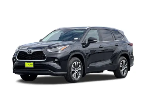 Black 2026 Toyota Highlander Hybrid XLE for sale in San Diego, CA