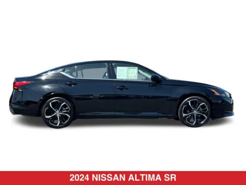 More photos of 2024 Nissan Altima 2.5 SR at Mossy Toyota, CA