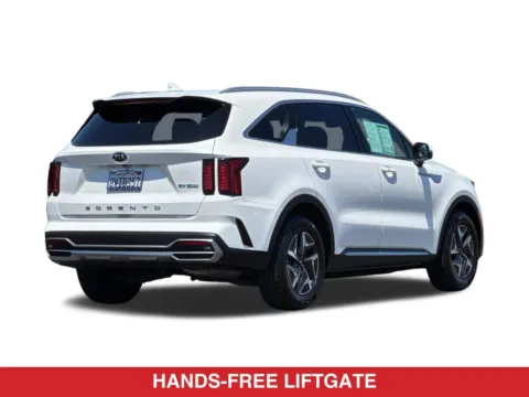 More photos of 2021 Kia Sorento Hybrid EX at Mossy Toyota, CA