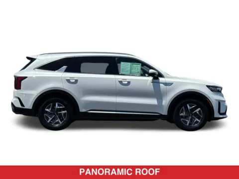 More photos of 2021 Kia Sorento Hybrid EX at Mossy Toyota, CA