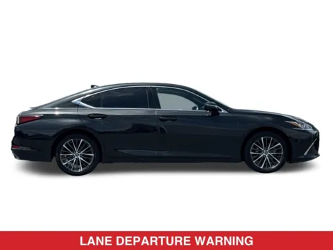 More photos of 2022 Lexus ES 350 at Mossy Toyota, CA