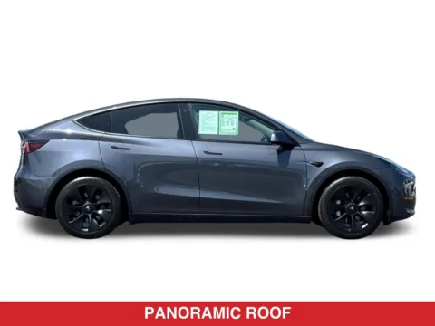 More photos of 2021 Tesla Model Y Long Range at Mossy Toyota, CA