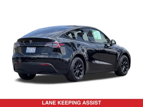 More photos of 2022 Tesla Model Y Long Range at Mossy Toyota, CA