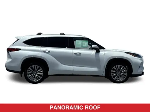 More photos of 2022 Toyota Highlander Platinum at Mossy Toyota, CA