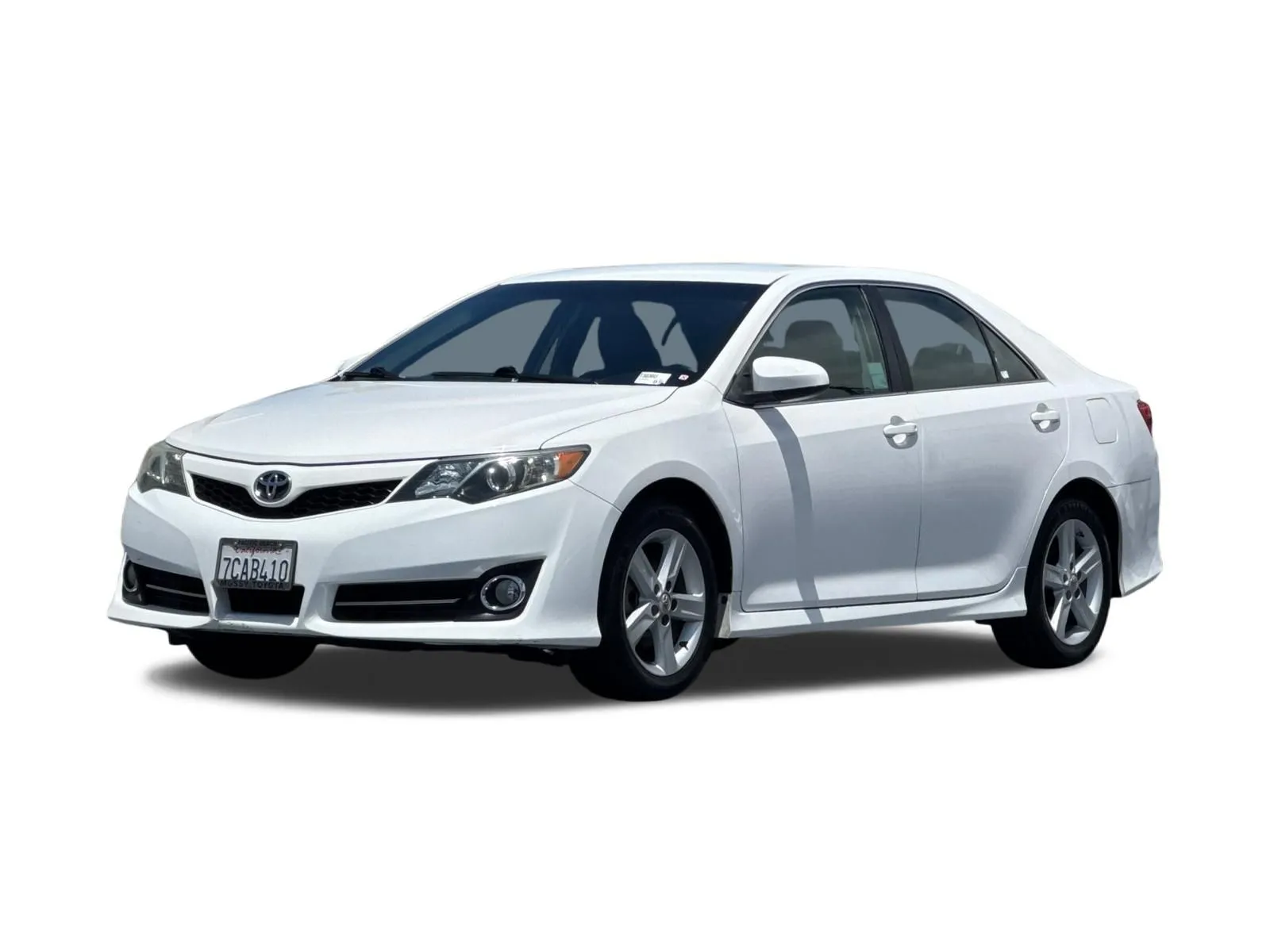 White 2013 Toyota Camry SE for sale in San Diego, CA