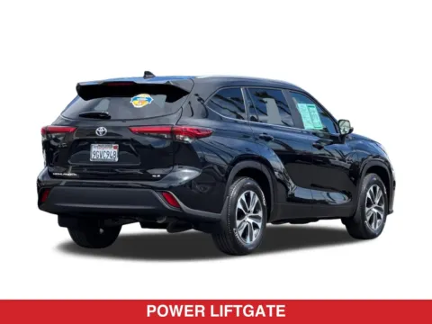 More photos of 2023 Toyota Highlander XLE at Mossy Toyota, CA