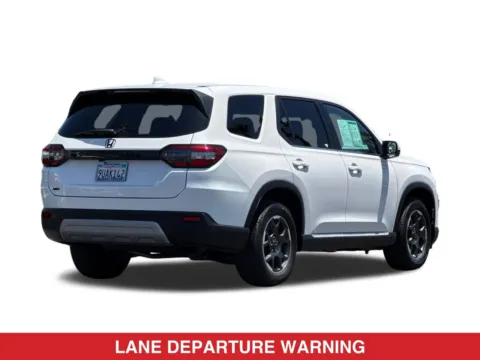 More photos of 2025 Honda Pilot EX-L at Mossy Toyota, CA