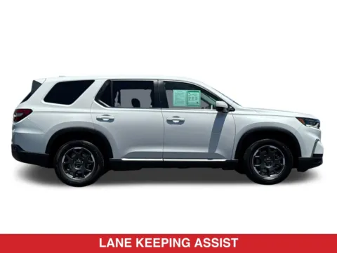 More photos of 2025 Honda Pilot EX-L at Mossy Toyota, CA