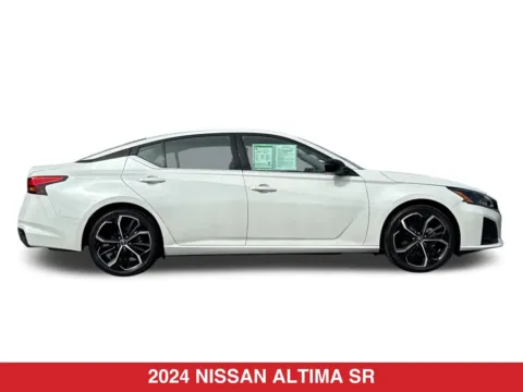 More photos of 2024 Nissan Altima 2.5 SR at Mossy Toyota, CA