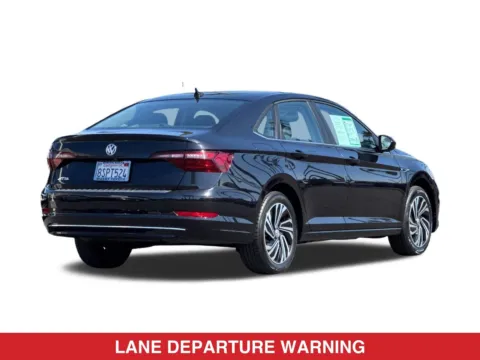 More photos of 2020 Volkswagen Jetta SEL at Mossy Toyota, CA