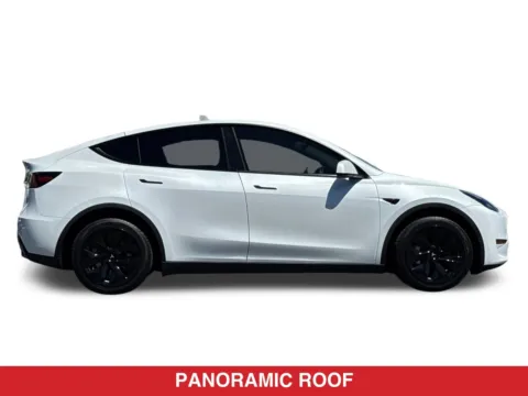 More photos of 2023 Tesla Model Y Long Range at Mossy Toyota, CA