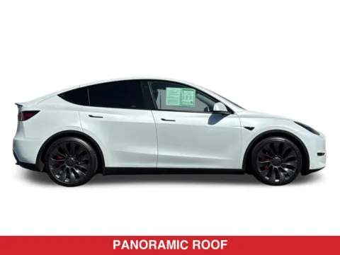 More photos of 2023 Tesla Model Y Performance at Mossy Toyota, CA