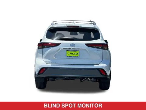 More photos of 2026 Toyota Highlander Hybrid Limited at Mossy Toyota, CA