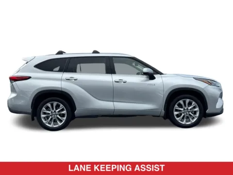 More photos of 2021 Toyota Highlander Hybrid Limited at Mossy Toyota, CA