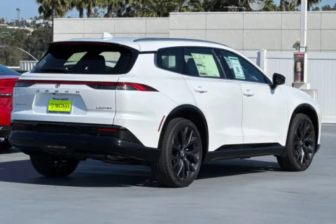 More photos of 2025 Toyota Crown Signia Limited at Mossy Toyota, CA