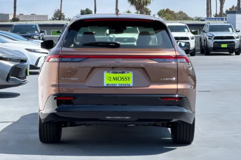 More photos of 2025 Toyota Crown Signia Limited at Mossy Toyota, CA