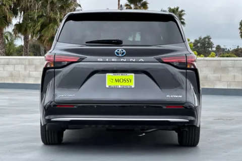 More photos of 2025 Toyota Sienna Platinum at Mossy Toyota, CA