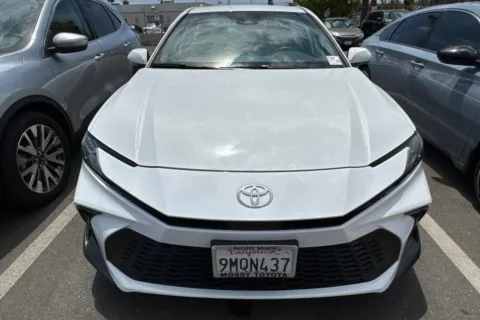 More photos of 2025 Toyota Camry SE at Mossy Toyota, CA