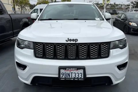 More photos of 2022 Jeep Grand Cherokee WK Laredo X at Mossy Toyota, CA