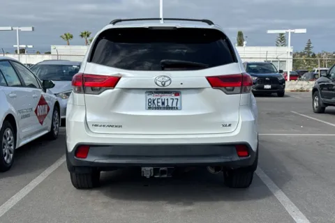More photos of 2019 Toyota Highlander XLE at Mossy Toyota, CA