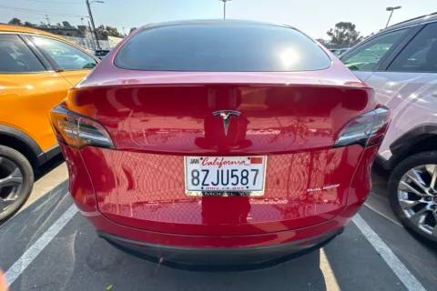 More photos of 2022 Tesla Model Y Long Range at Mossy Toyota, CA