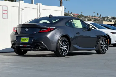 More photos of 2025 Toyota GR86 at Mossy Toyota, CA