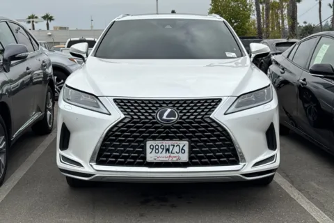 More photos of 2022 Lexus RX 450h at Mossy Toyota, CA