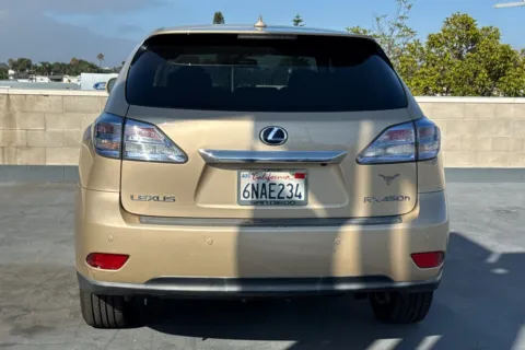 More photos of 2010 Lexus RX 450h at Mossy Toyota, CA