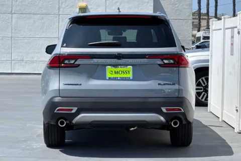More photos of 2025 Toyota Grand Highlander Hybrid MAX Platinum at Mossy Toyota, CA