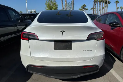 More photos of 2021 Tesla Model Y Long Range at Mossy Toyota, CA