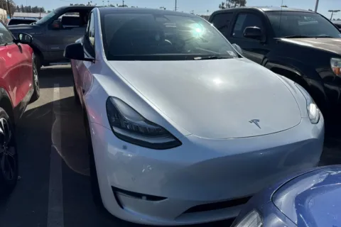 More photos of 2021 Tesla Model Y Long Range at Mossy Toyota, CA