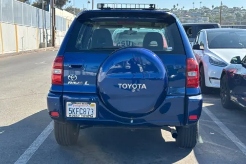 More photos of 2004 Toyota RAV4 at Mossy Toyota, CA