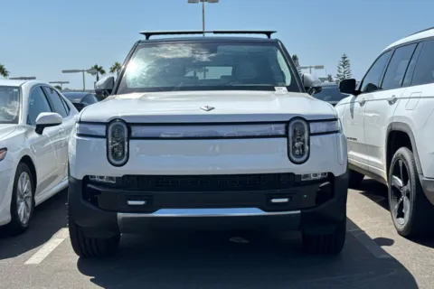 More photos of 2023 Rivian R1S Adventure at Mossy Toyota, CA