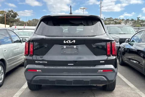 More photos of 2023 Kia Sorento LX at Mossy Toyota, CA