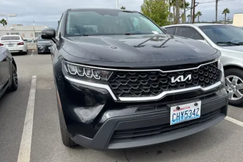 More photos of 2023 Kia Sorento LX at Mossy Toyota, CA