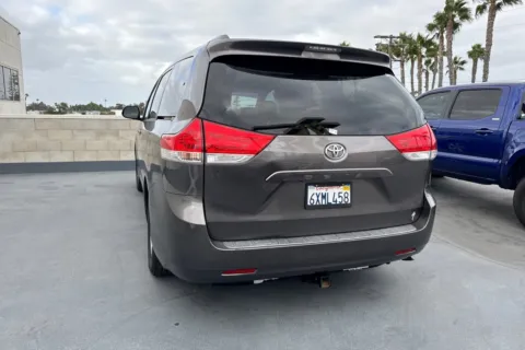 More photos of 2013 Toyota Sienna LE at Mossy Toyota, CA