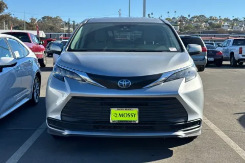 More photos of 2024 Toyota Sienna LE at Mossy Toyota, CA
