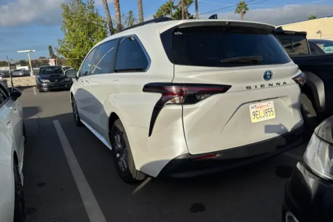 More photos of 2023 Toyota Sienna XLE at Mossy Toyota, CA
