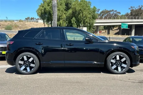 More photos of 2025 Honda Prologue Elite at Mossy Honda, CA