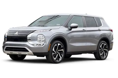 Photos of 2024 Mitsubishi Outlander SE for sale in Lemon Grove, CA at Mossy Honda