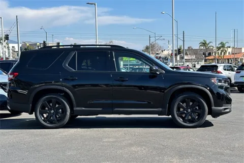 More photos of 2025 Honda Pilot Black Edition at Mossy Honda, CA