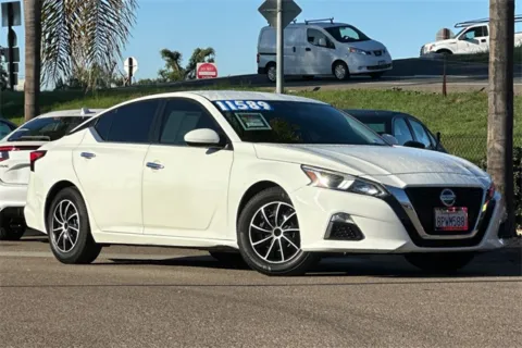 Another view of 2020 Nissan Altima 2.5 S for sale in Lemon Grove, CA at Mossy Honda