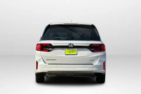 More photos of 2026 Honda Odyssey Elite at Mossy Honda, CA
