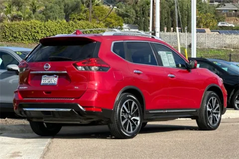More photos of 2017 Nissan Rogue SL at Mossy Honda, CA