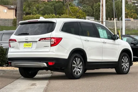 More photos of 2020 Honda Pilot EX-L at Mossy Honda, CA